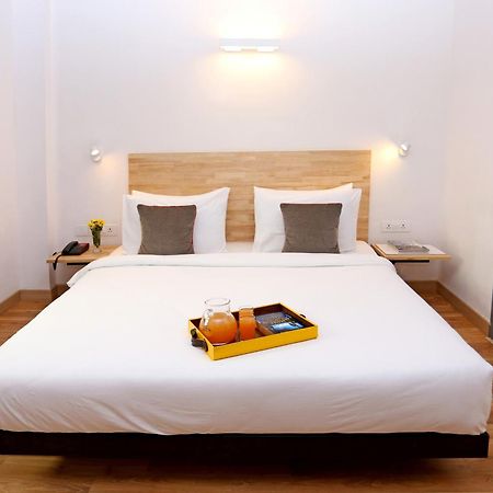 Oyo Townhouse 012 Kaushambi Metro Ghaziabad Hotel Kültér fotó
